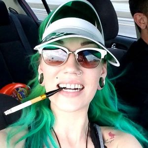 Meet your Posher, Arienette